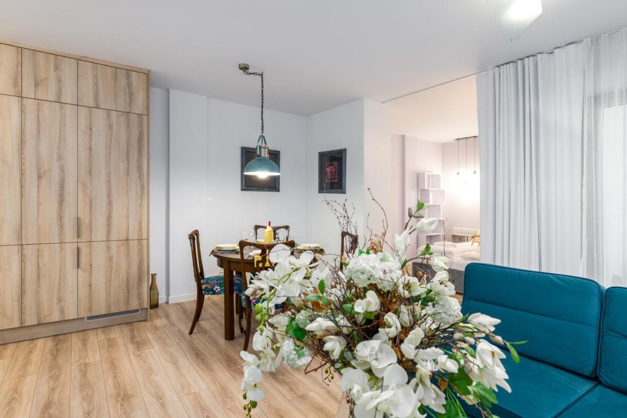 Villa Venecja Apartment Chwaliszewo With Free Garage City Center By Noclegi Renters Познань Экстерьер фото